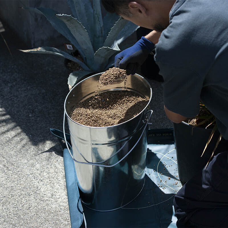 SOIL BUCKET